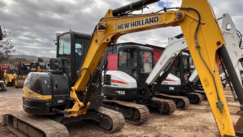 OmecoHub - NEW HOLLAND E50B